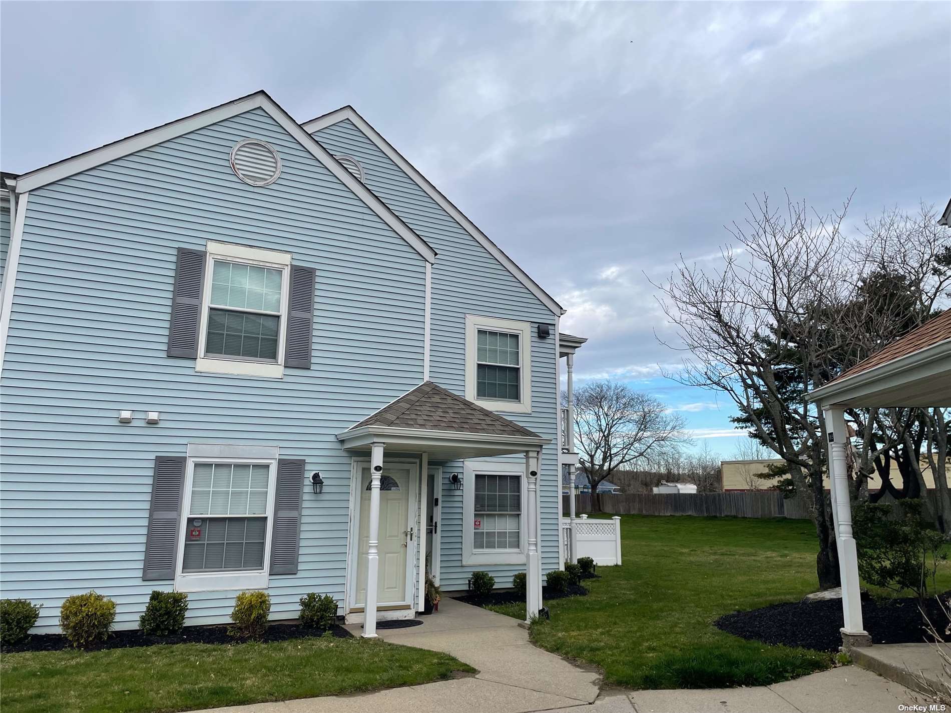 #1 photo, 91 Fairview Circle, מחוז סאפוק Middle Island , NY 11953