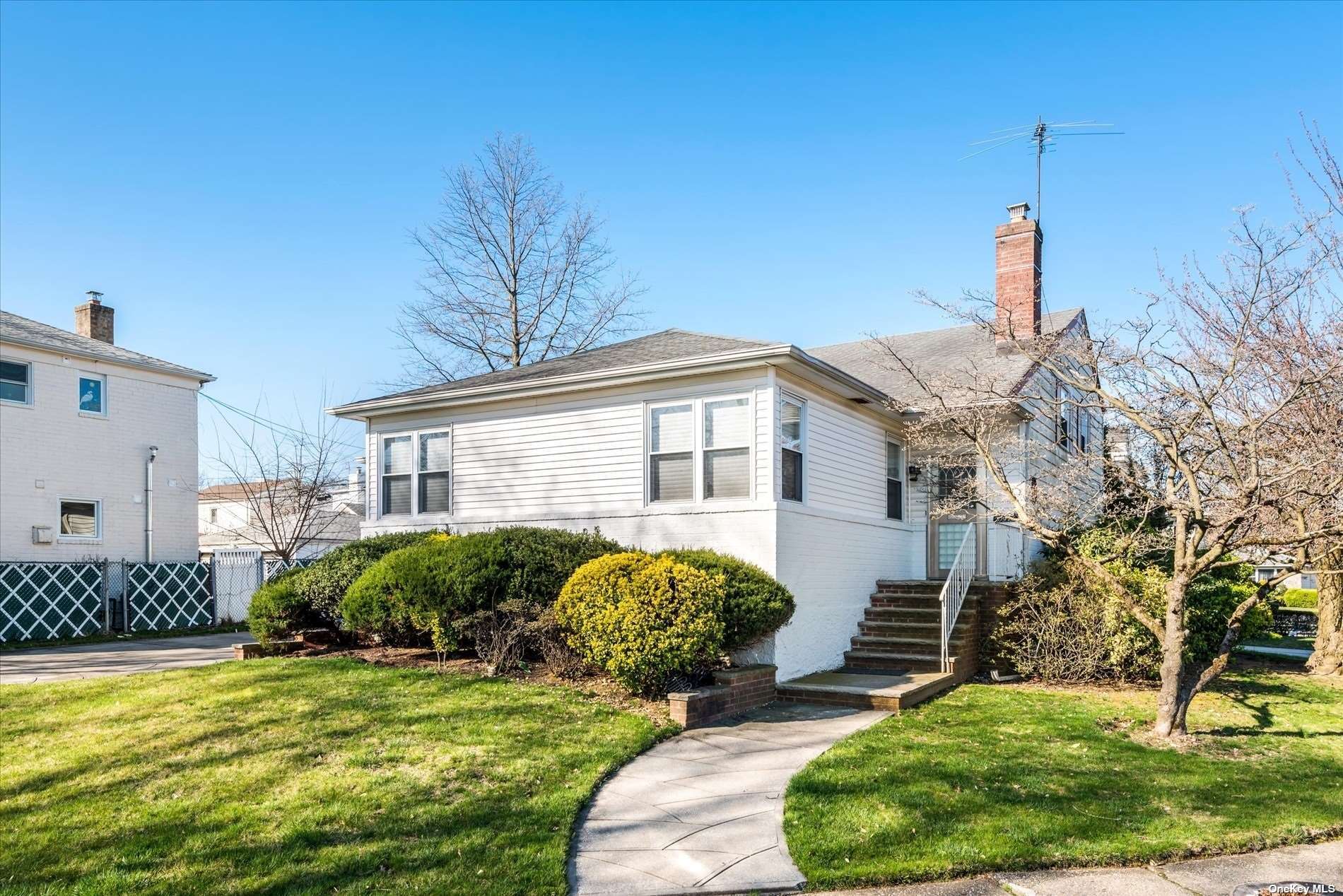 #1 photo, 209-14 28th Road, 皇后区 贝塞 Bayside , NY 11360