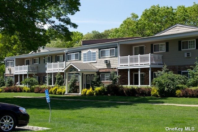 #1 photo, 70 Mount Vernon Avenue, 东长岛 Patchogue , NY 11772