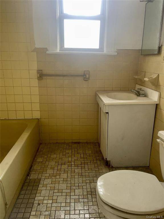 #27 photo, 200 Ashford Avenue, Dobbs Ferry , NY 10522