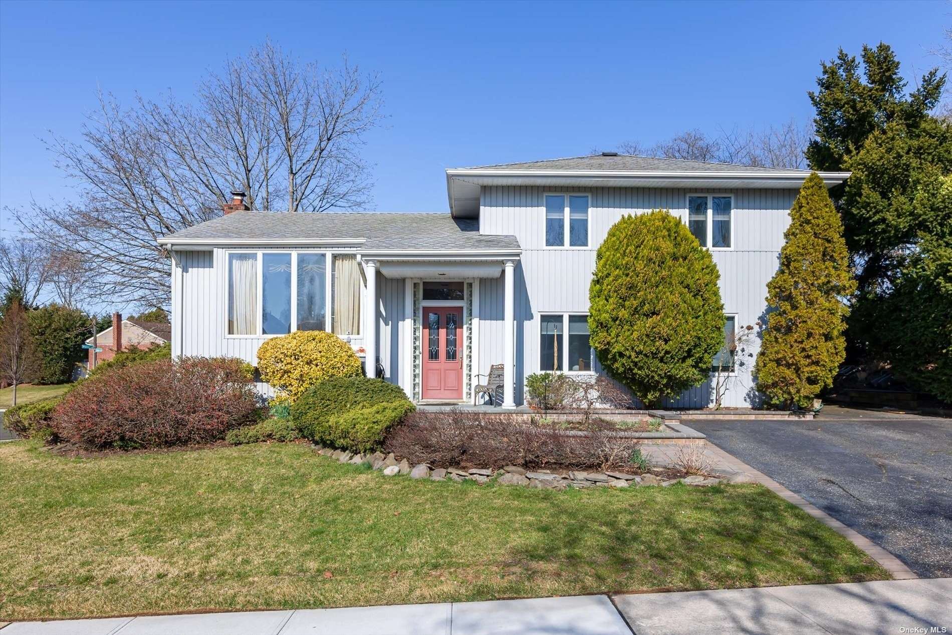 #1 photo, 1 Walter, מחוז נסאו Old Bethpage , NY 11804