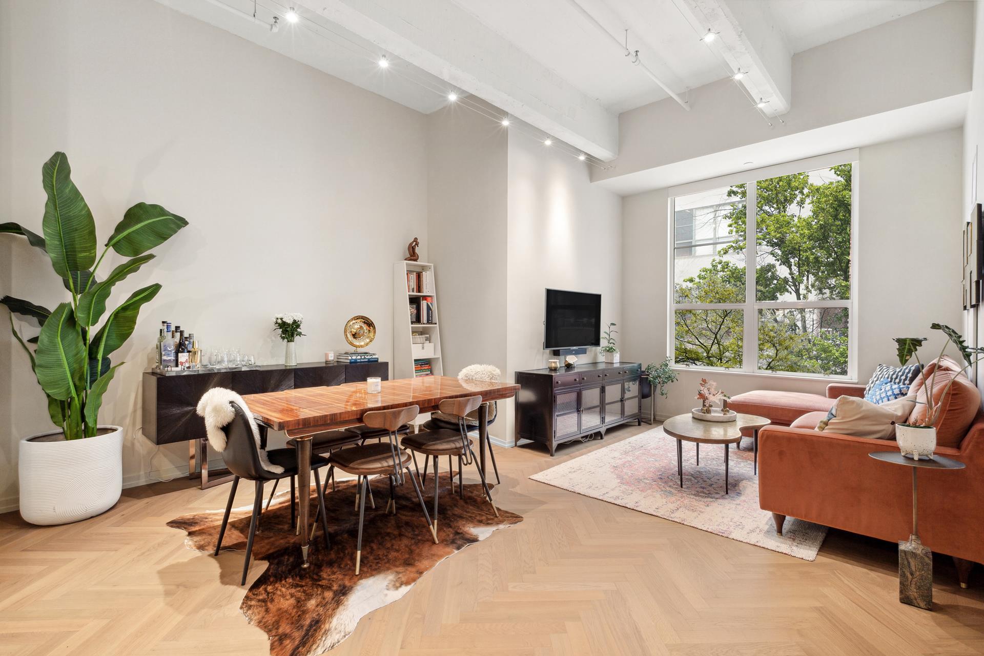 #1 photo, 184 Kent Avenue, 布鲁克林 威廉斯堡 Williamsburg N Side , NY 11249