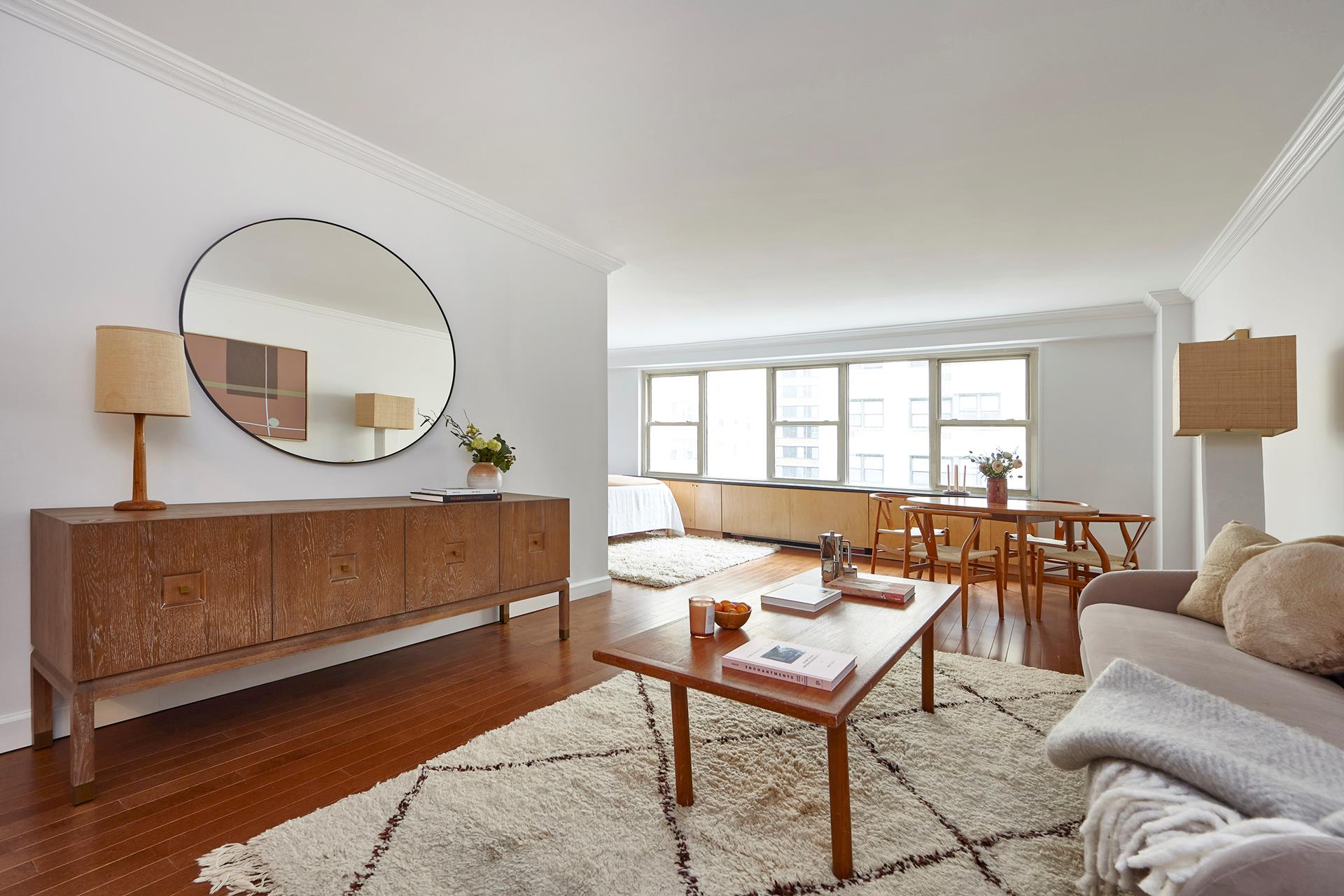 #1 photo, 370 E 76TH Street, 曼哈顿 上东城 Lenox Hill , NY 10021