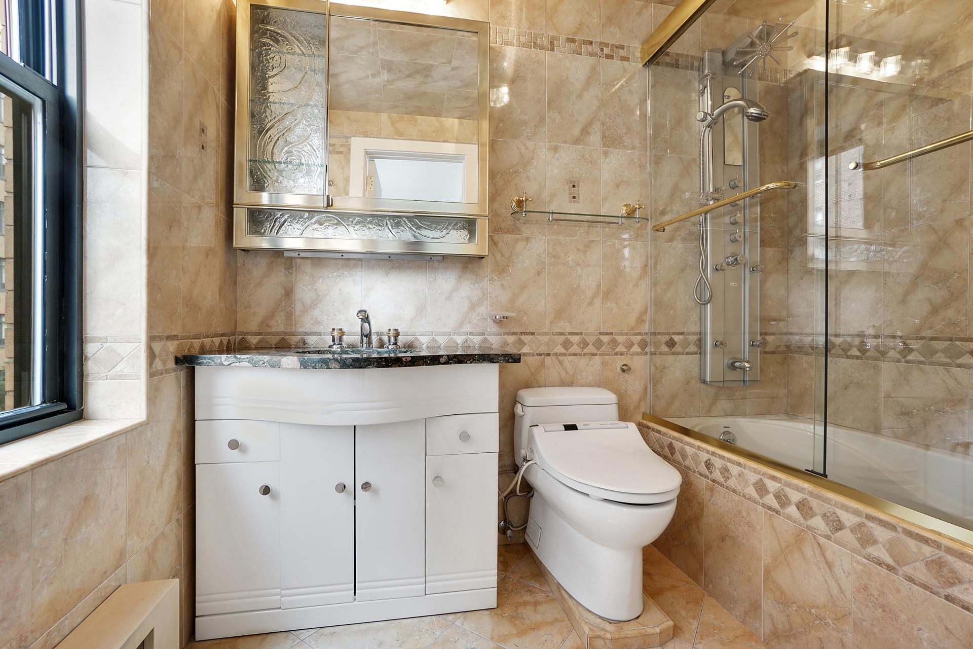 #8 photo, 177 E 77TH Street, マンハッタン Lenox Hill , NY 10075