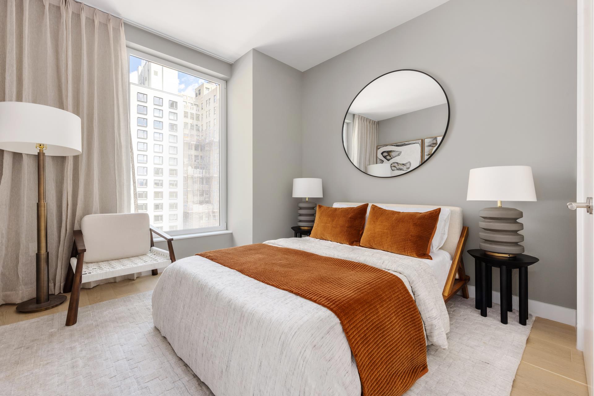 #1 photo, 215 West 28th Street, 曼哈顿 切尔西 Chelsea , NY 10001