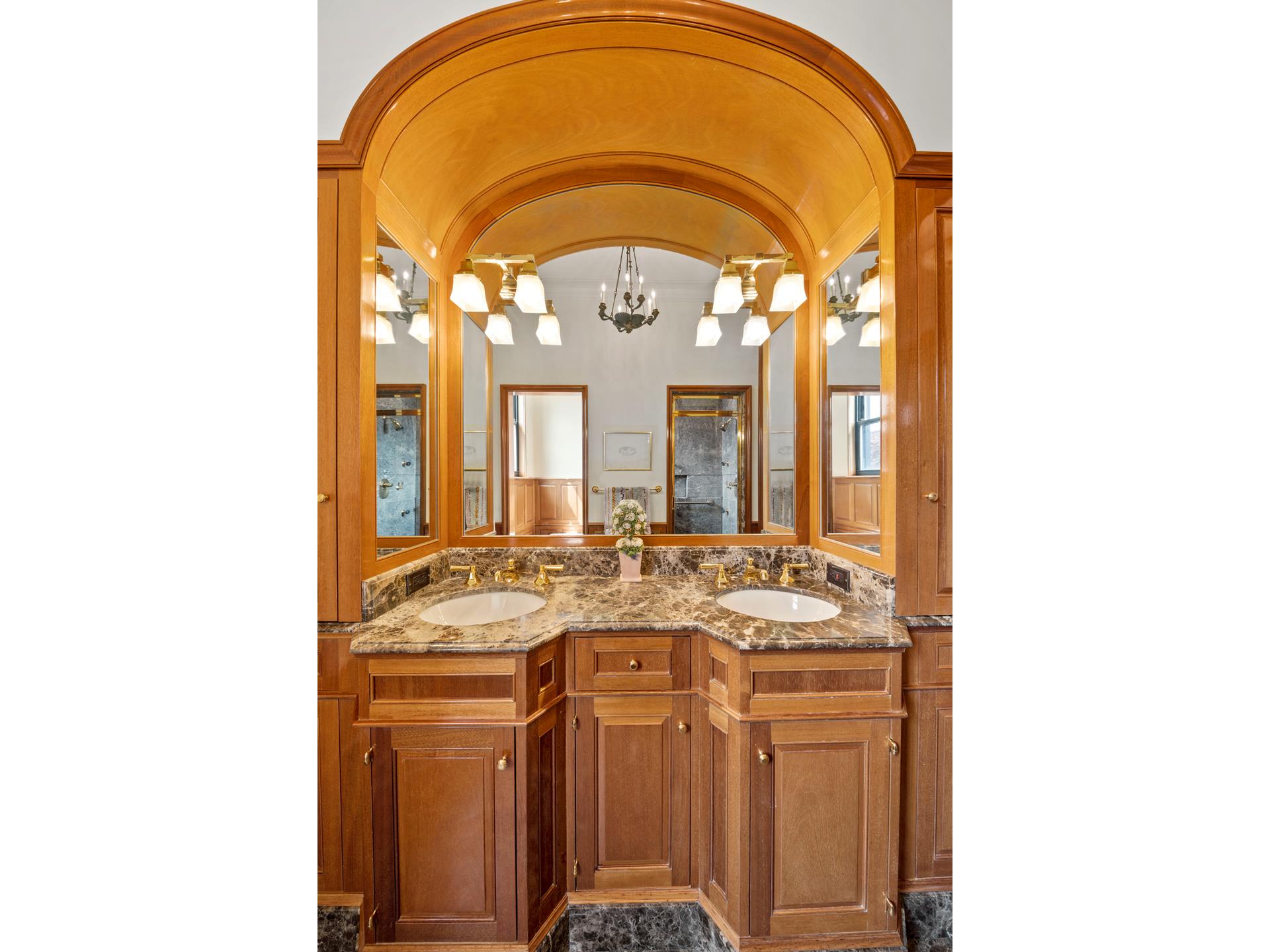 #8 photo, 875 PARK Avenue, マンハッタン Lenox Hill , NY 10075