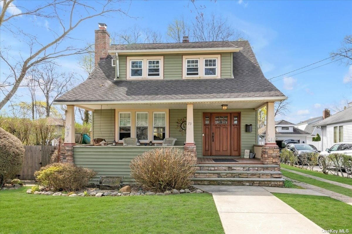 #1 photo, 73 Grand Avenue, ナッソー郡 Merrick , NY 11566