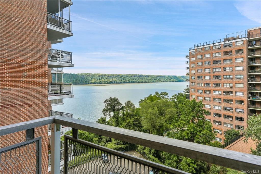 #1 photo, 2621 Palisade Avenue, 布朗士 Bronx , NY 10463