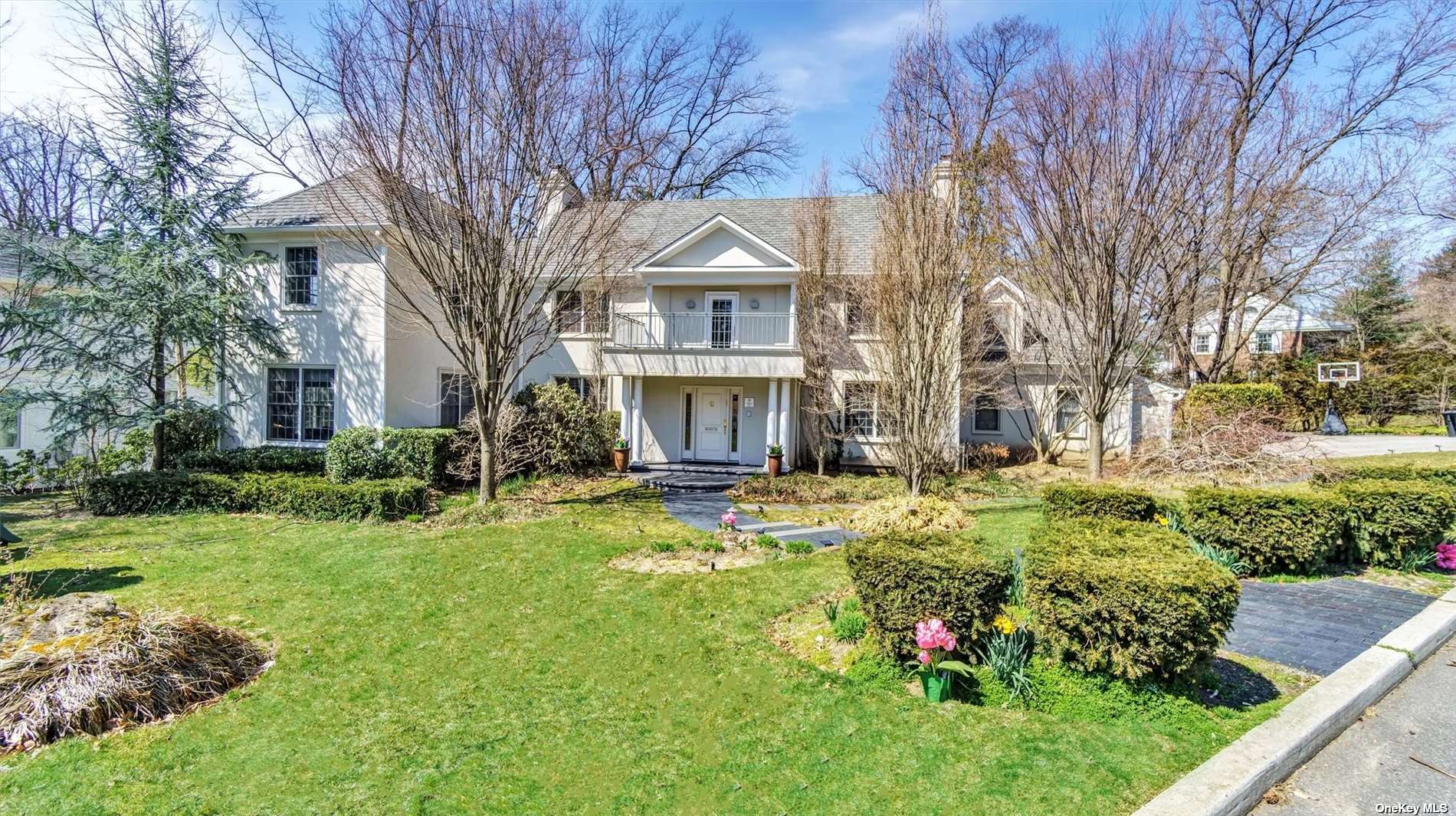 #1 photo, 39 Gateway Drive, 长岛 大颈 Great Neck , NY 11021