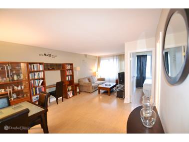 #1 photo, 155 E 34th Street, MURRAY , NY 10016