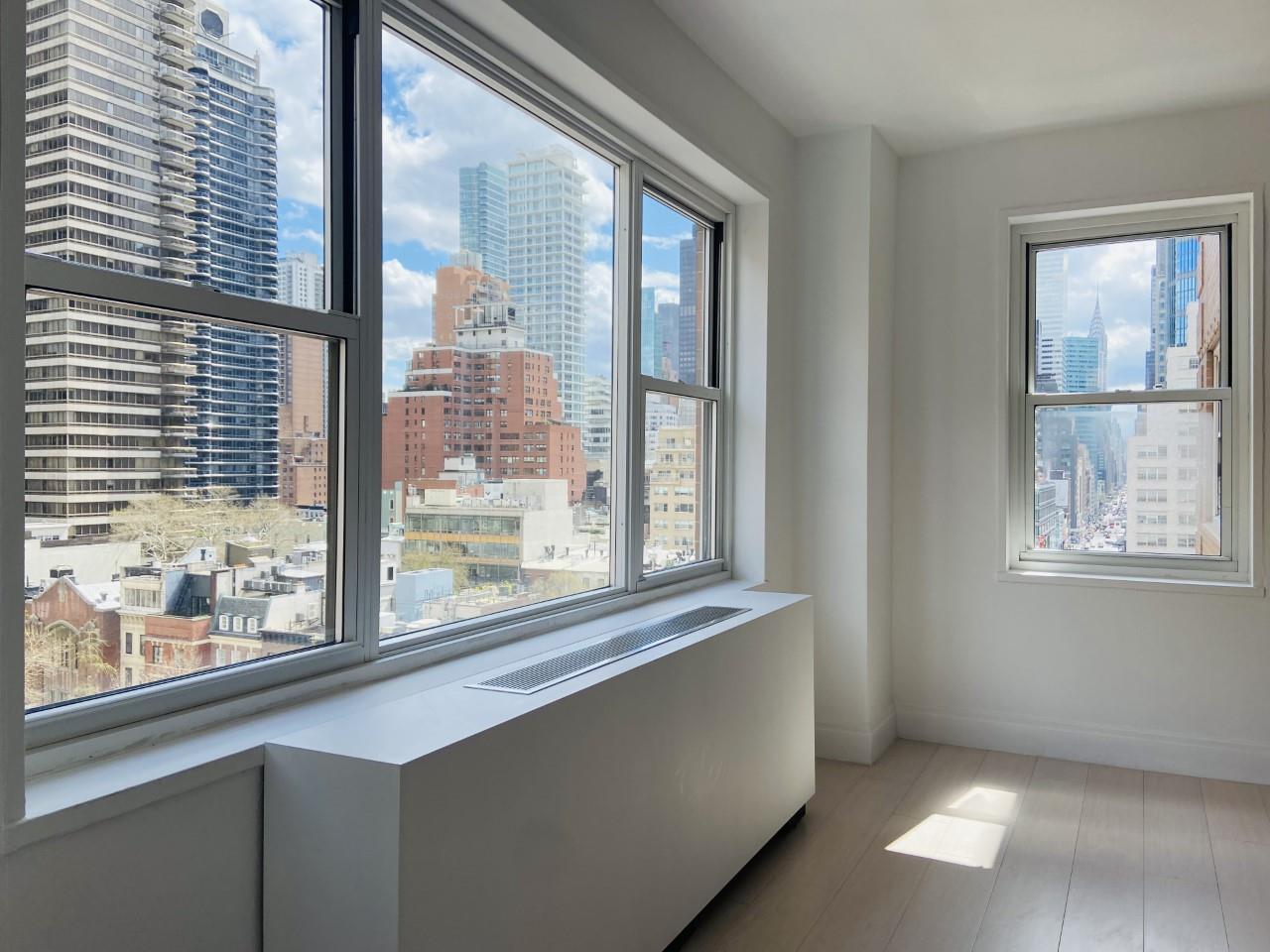 #1 photo, 130 E 63RD Street, 曼哈顿 Lenox Hill , NY 10065