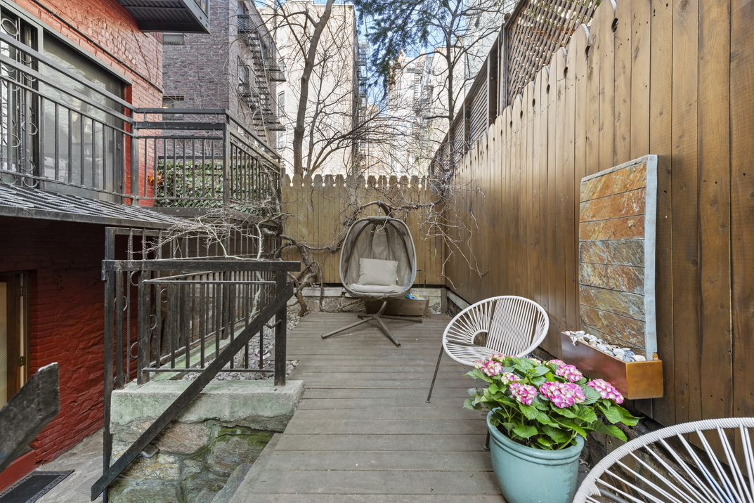 #1 photo, 243 E 77TH Street, Upper East Side , NY 10075