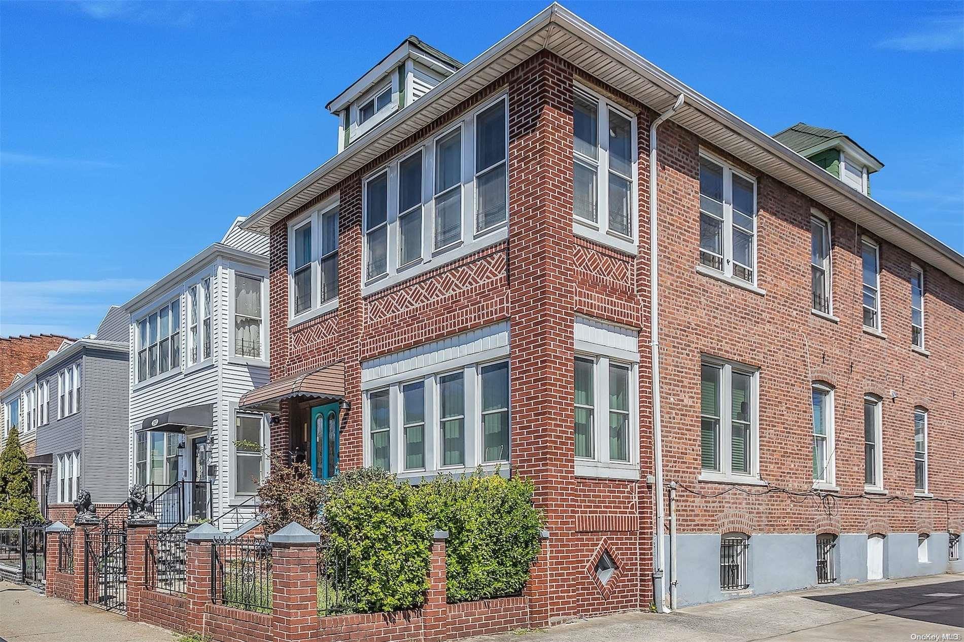 #1 photo, 219 E 37th Street, 布鲁克林 Brooklyn , NY 11203