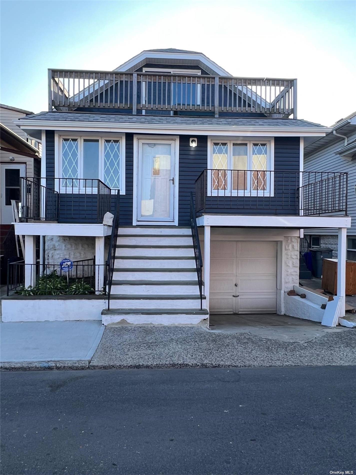 #1 photo, 79 Louisiana Street, 长岛 长滩 Long Beach , NY 11561