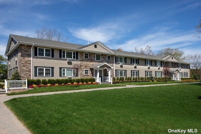 #1 photo, 307-1 Robinson Avenue, 东长岛 Patchogue , NY 11772