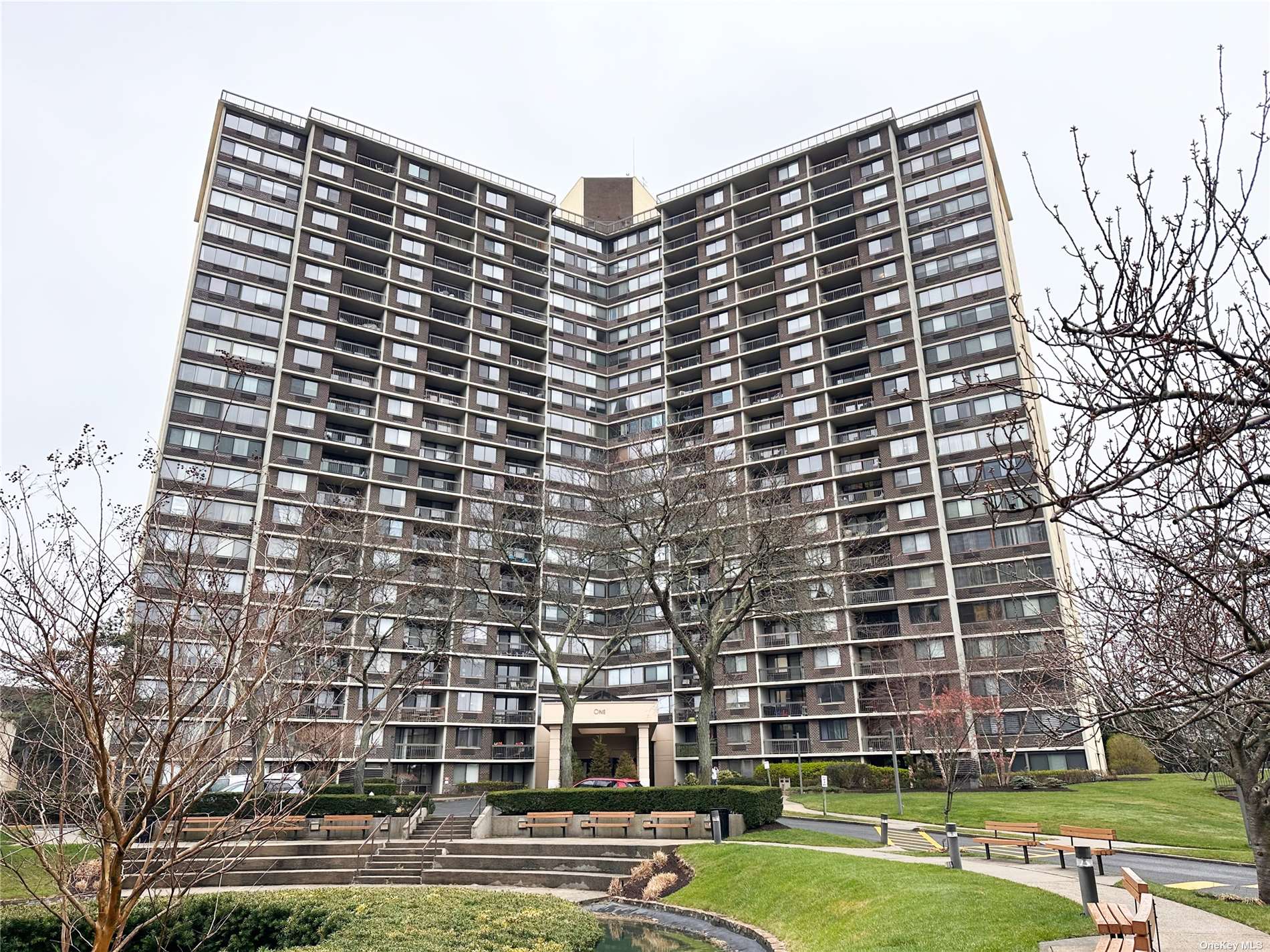 #1 photo, 1 Bay Club Drive, 皇后区 贝塞 Bayside , NY 11360