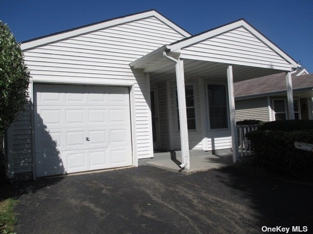 #1 photo, 20 Dogwood Lane, 东长岛 Manorville , NY 11949