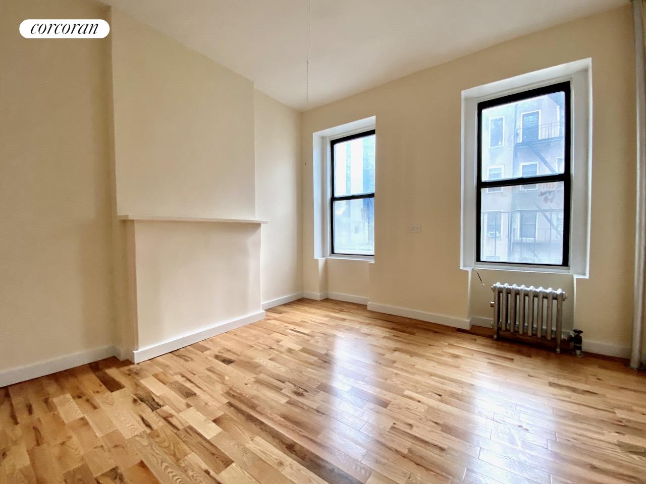 #1 photo, 451 W 36TH Street, 曼哈顿 中城西区 Middle West Side , NY 10018