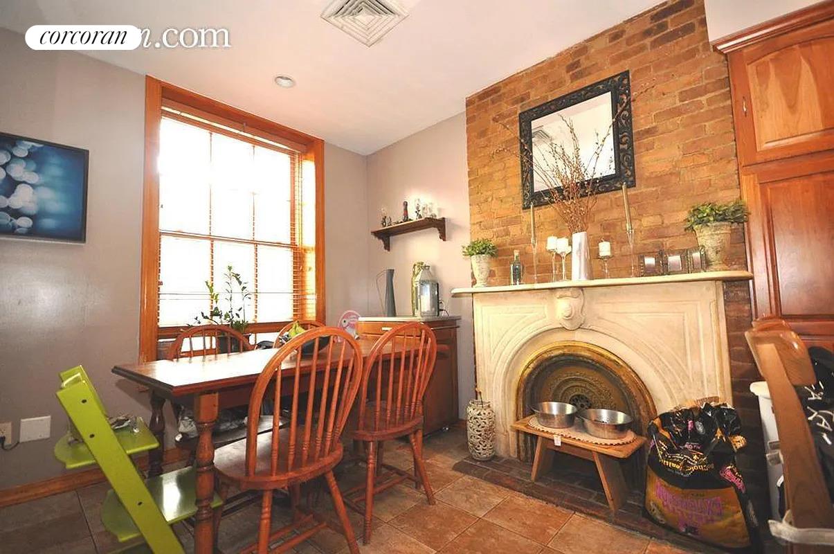 #1 photo, 30 1st Street, 布鲁克林 卡罗尔花园 Carroll Gardens , NY 11231