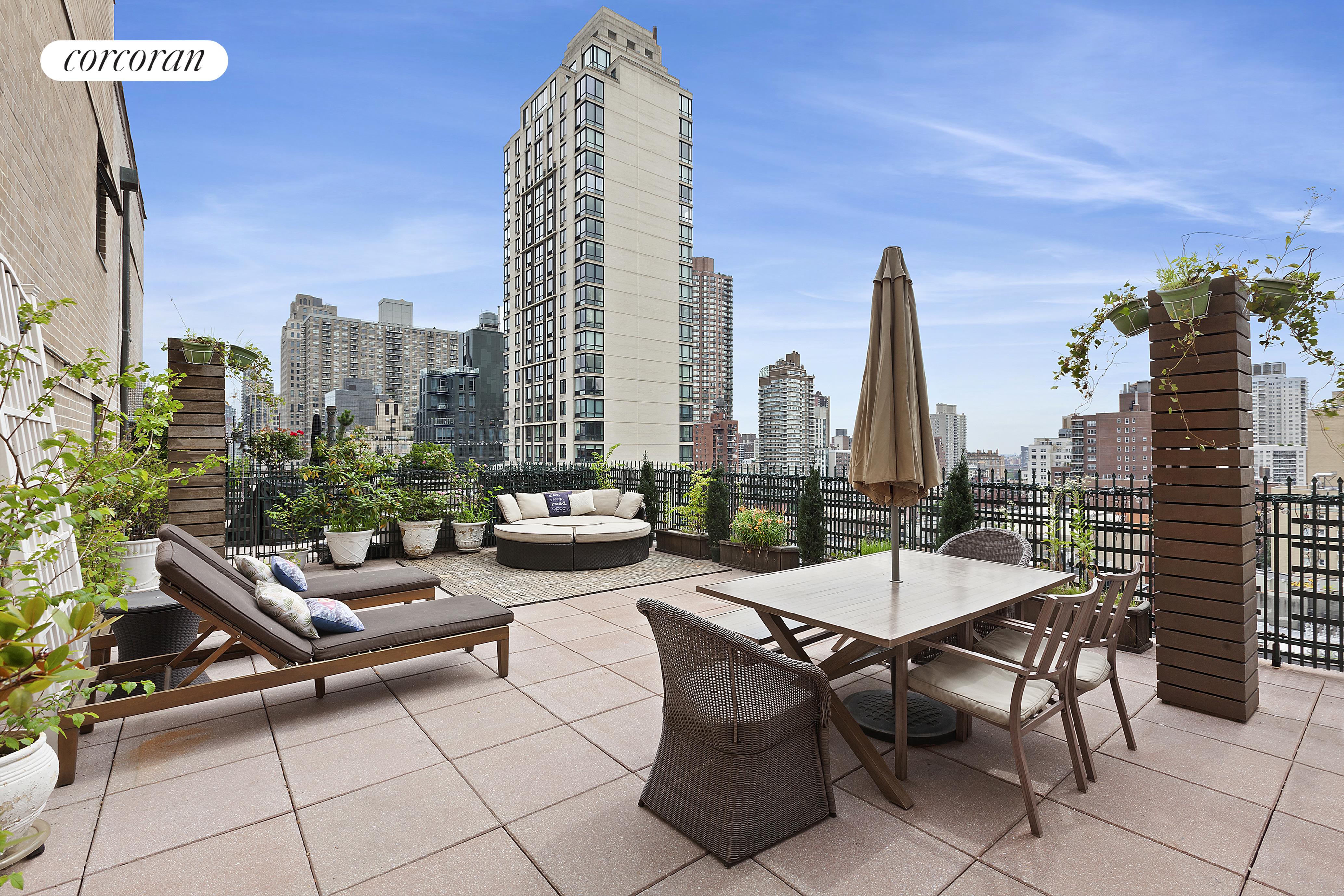 #1 photo, 240 East 76th Street, 曼哈顿 上东城 Upper East Side , NY 10021