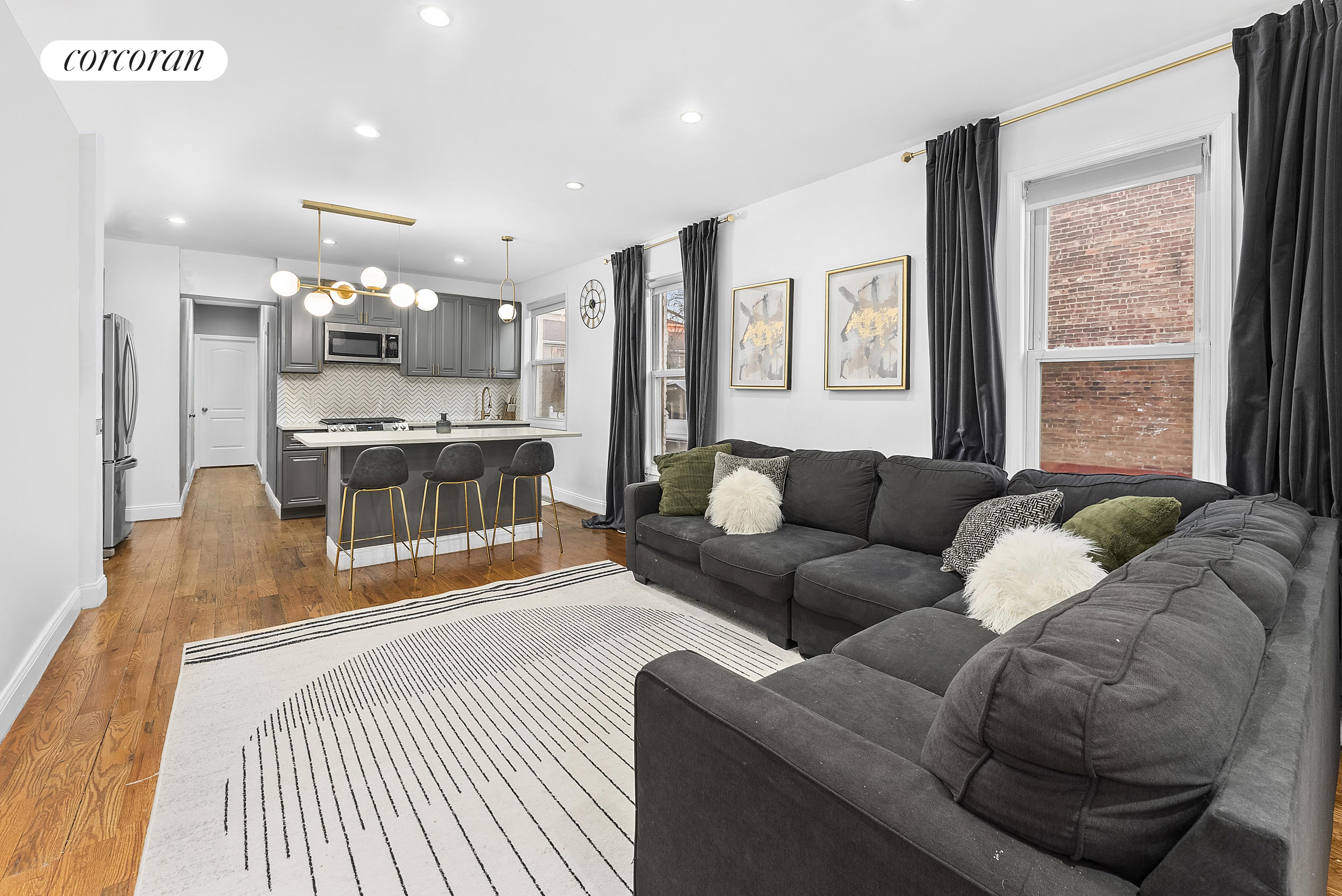 #1 photo, 597 Barbey Street, 布鲁克林 East New York , NY 11207