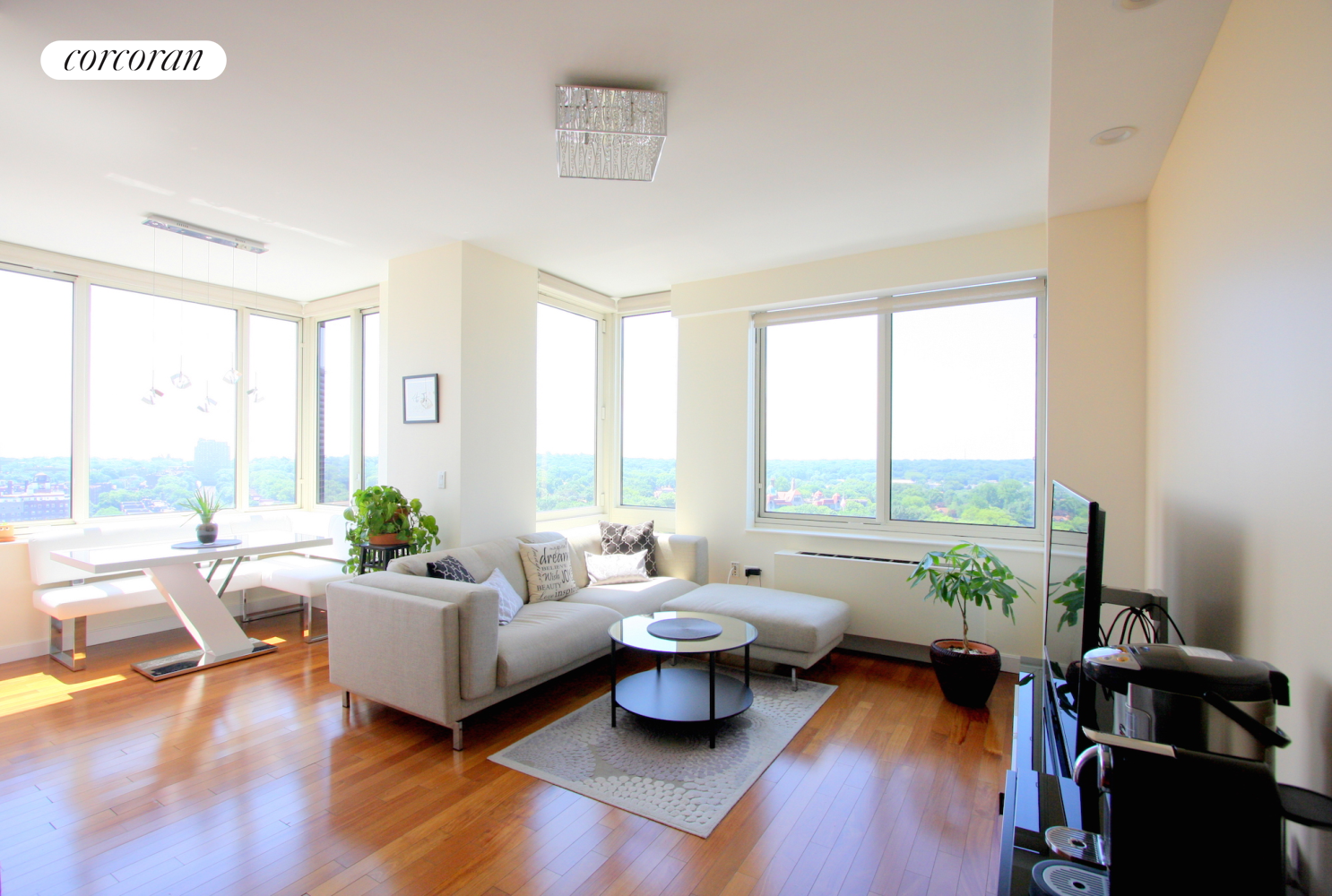 #1 photo, 107-24 71st Road, 皇后区 森林小丘 Forest Hills , NY 11375