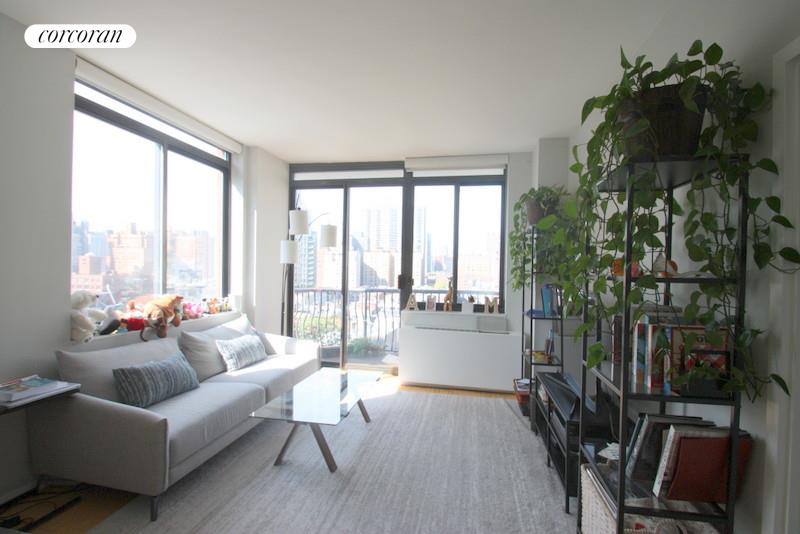 #1 photo, 343 E 74TH Street, 曼哈顿 上东城 Upper East Side , NY 10021