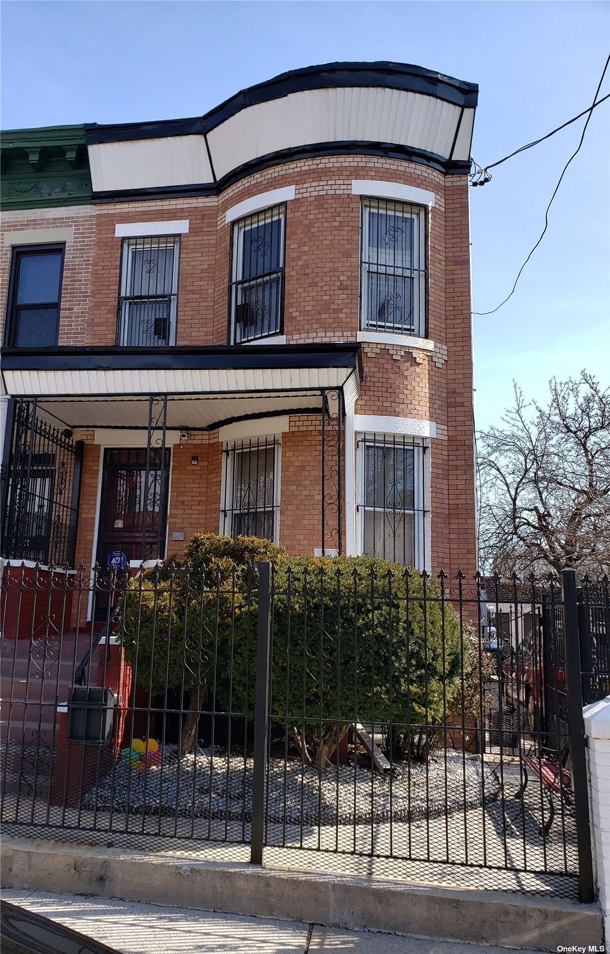 #1 photo, 575 Barbey Street, 布鲁克林 East New York , NY 11207