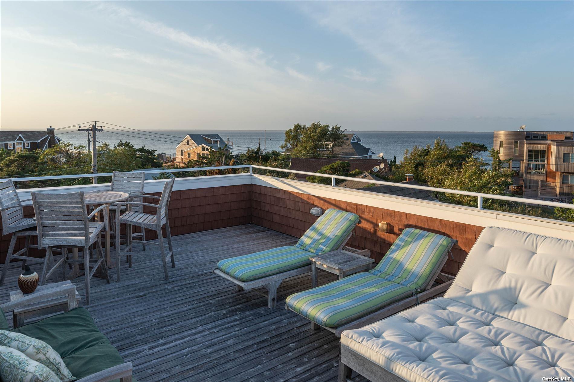 #20 photo, 31 Homesite, Seaview , NY 11770