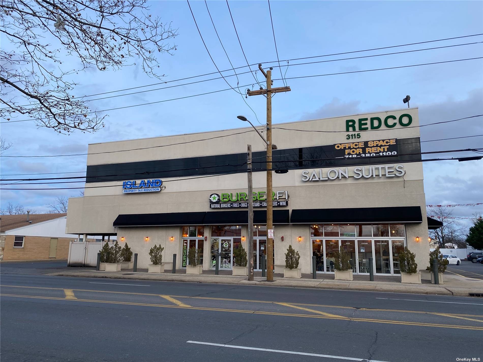 #1 photo, 3115 Long Beach Road, 长岛 Oceanside , NY 11572