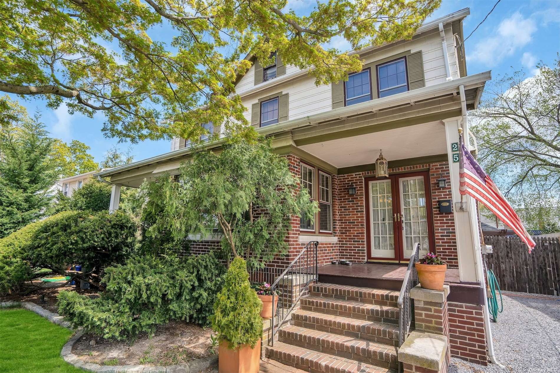 #1 photo, 25 Jackson Avenue, 长岛 Bayville , NY 11709