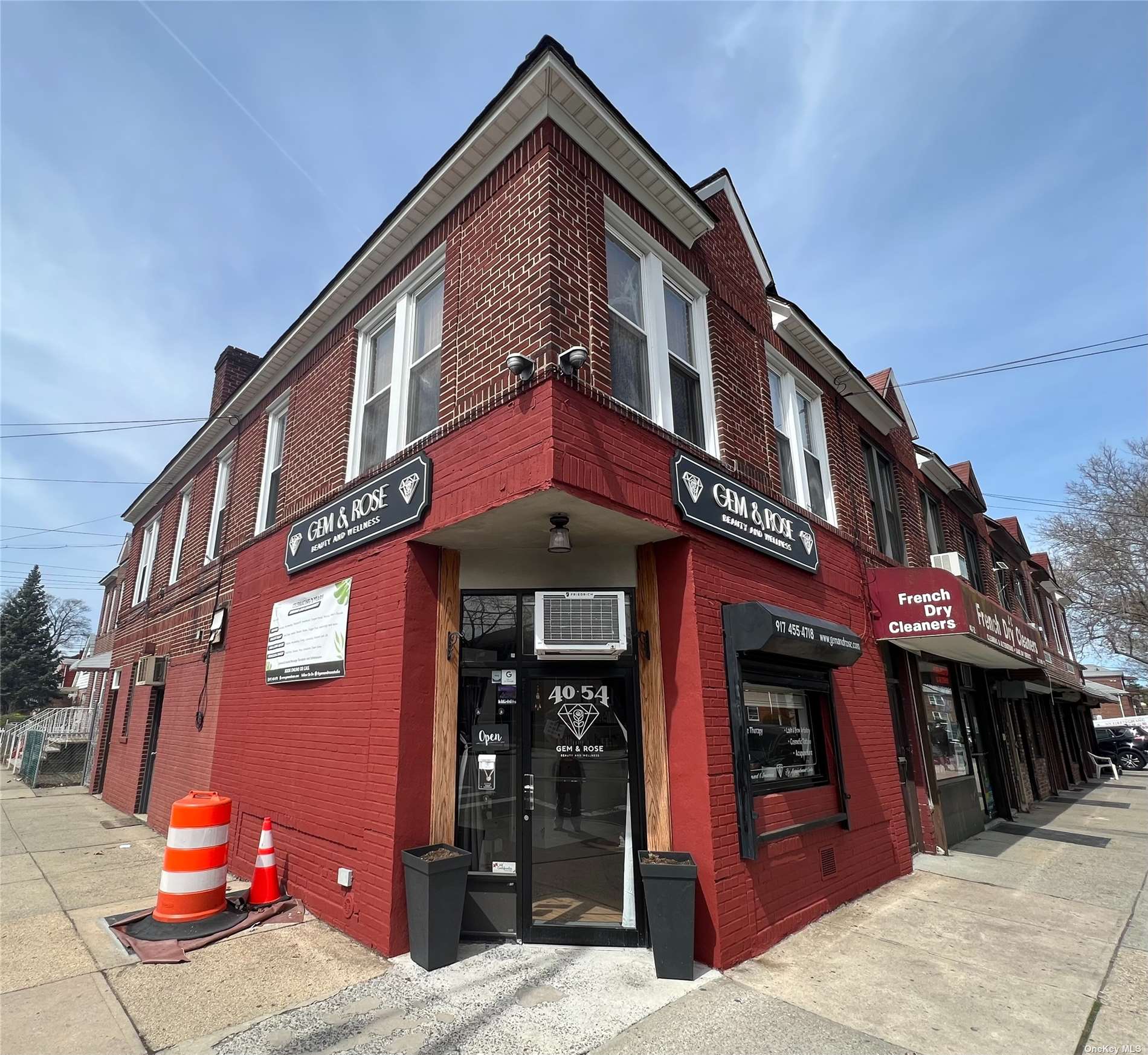 #1 photo, 40-54 192nd Street, 法拉盛 Flushing , NY 11358