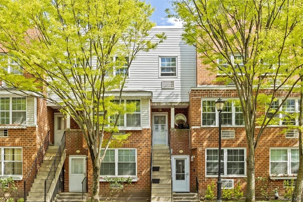 #1 photo, 318 Sunset Boulevard, 布朗士 Bronx , NY 10473