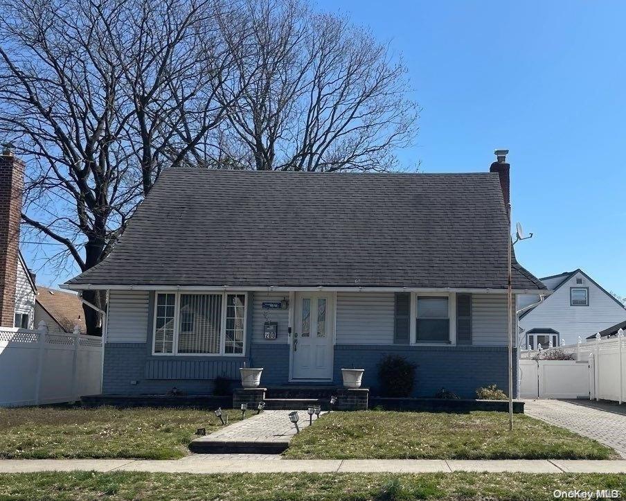 #2 photo, 200 Raff Avenue, ナッソー郡 Elmont , NY 11003