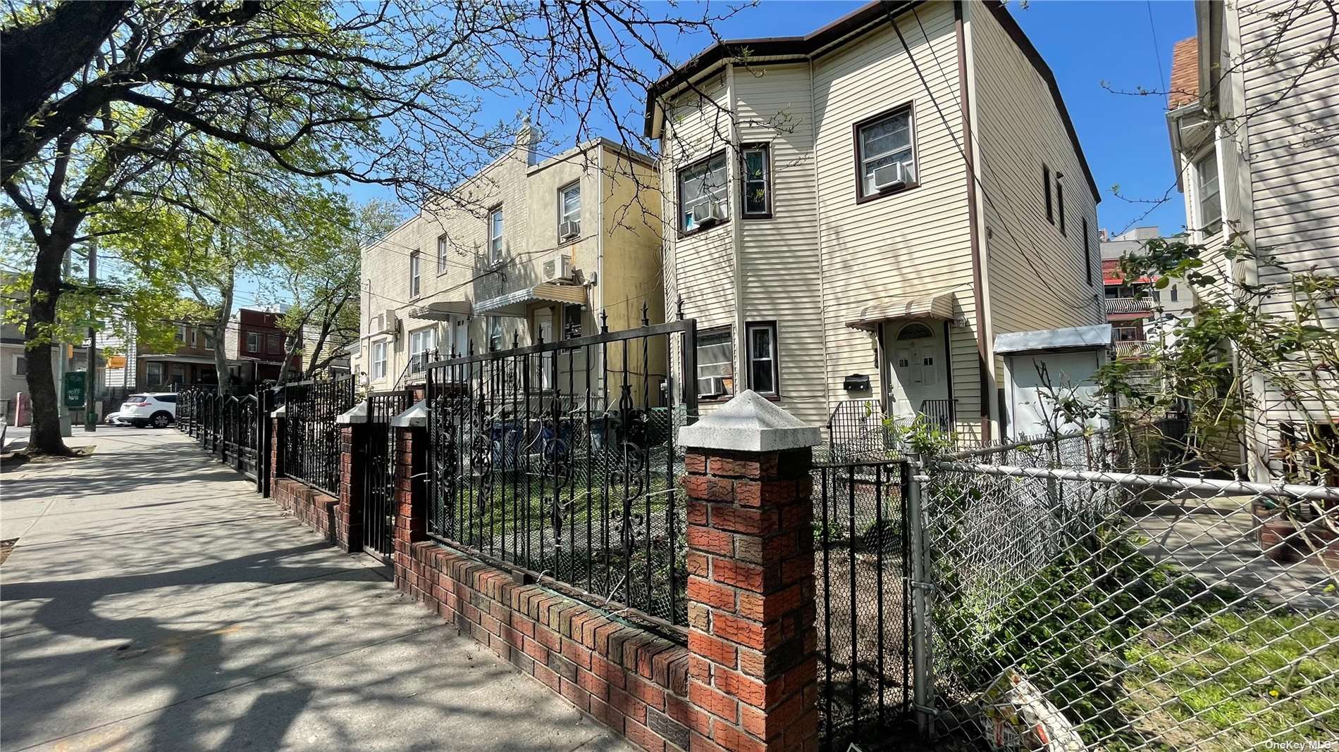 #1 photo, 96-07 46th Avenue, קווינס Corona , NY 11368