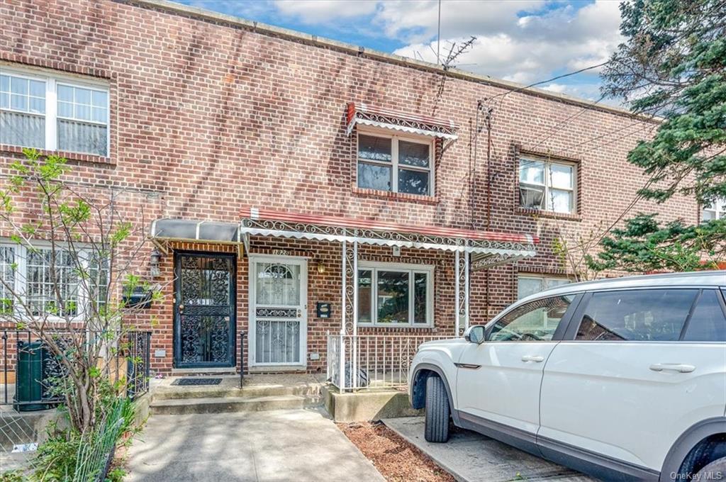 #1 photo, 1828 Delancey Place, 布朗士 Bronx , NY 10462