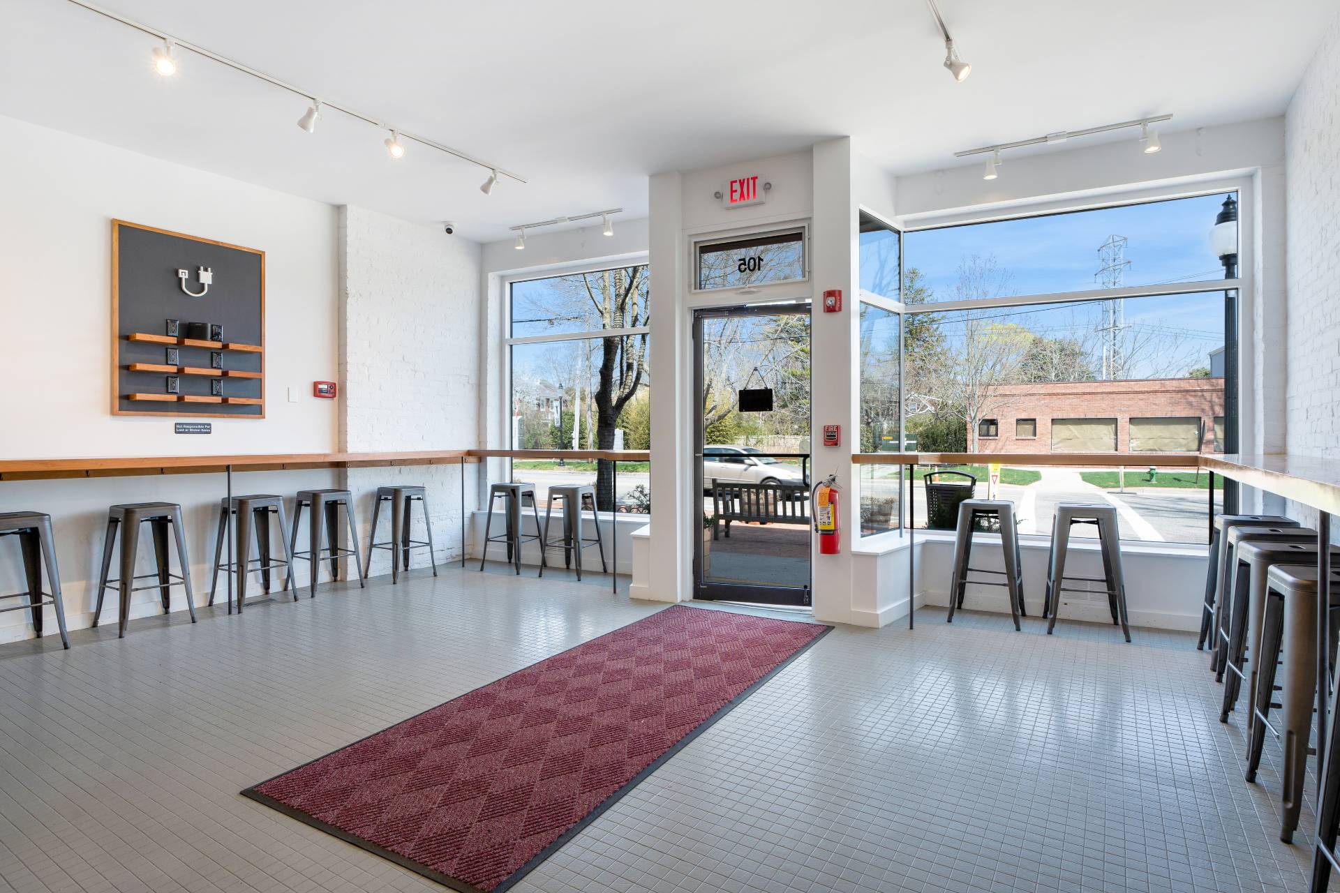 #9 photo, 105 Newtown Lane, サフォーク郡 East Hampton , NY 11937