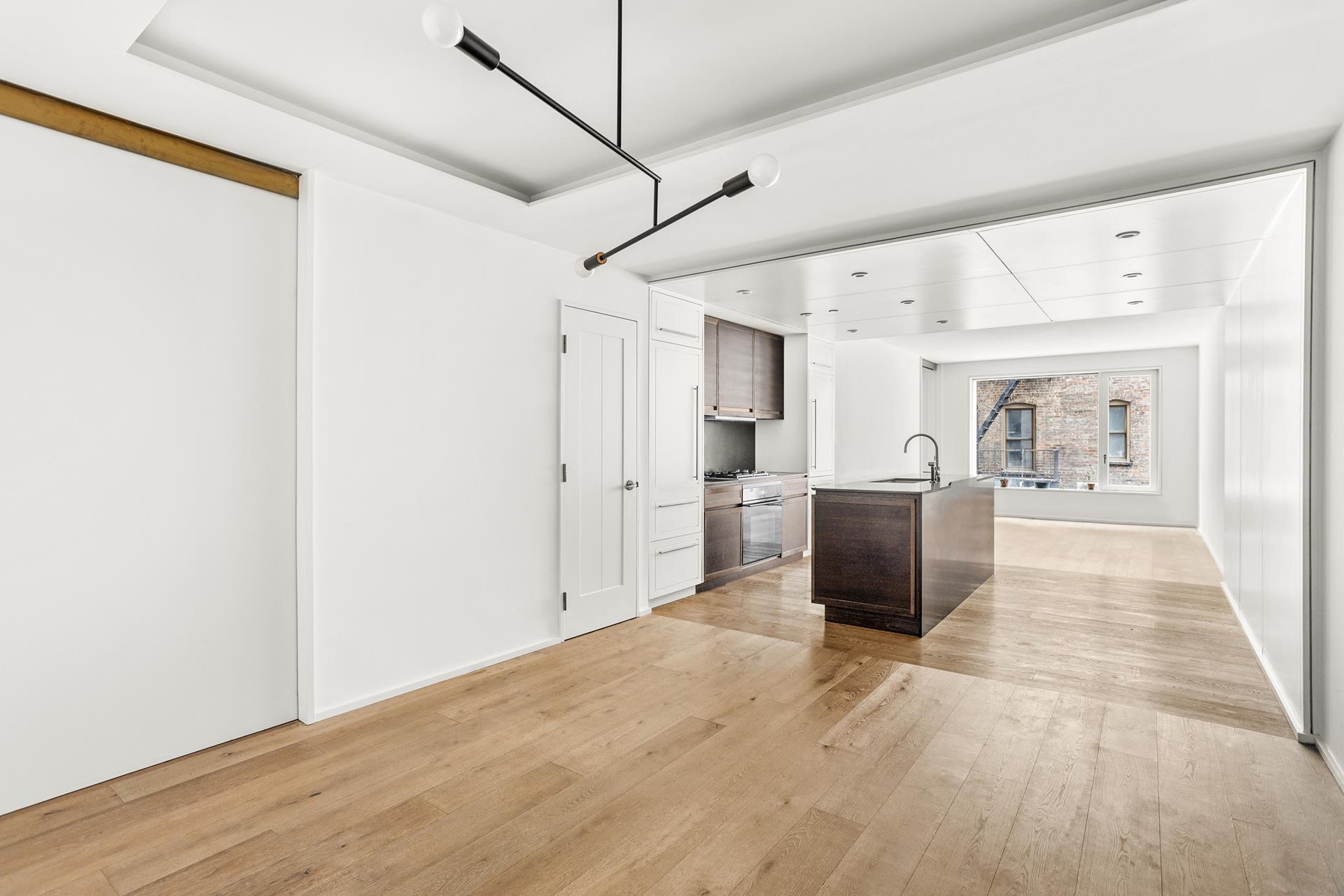 #1 photo, 345 W 14TH Street, 曼哈顿 切尔西 Chelsea , NY 10014