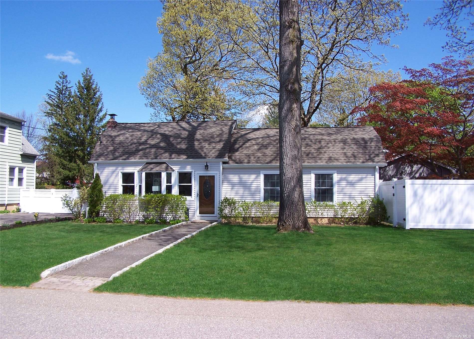 #1 photo, 210 1st Avenue, East Northport , NY 11731