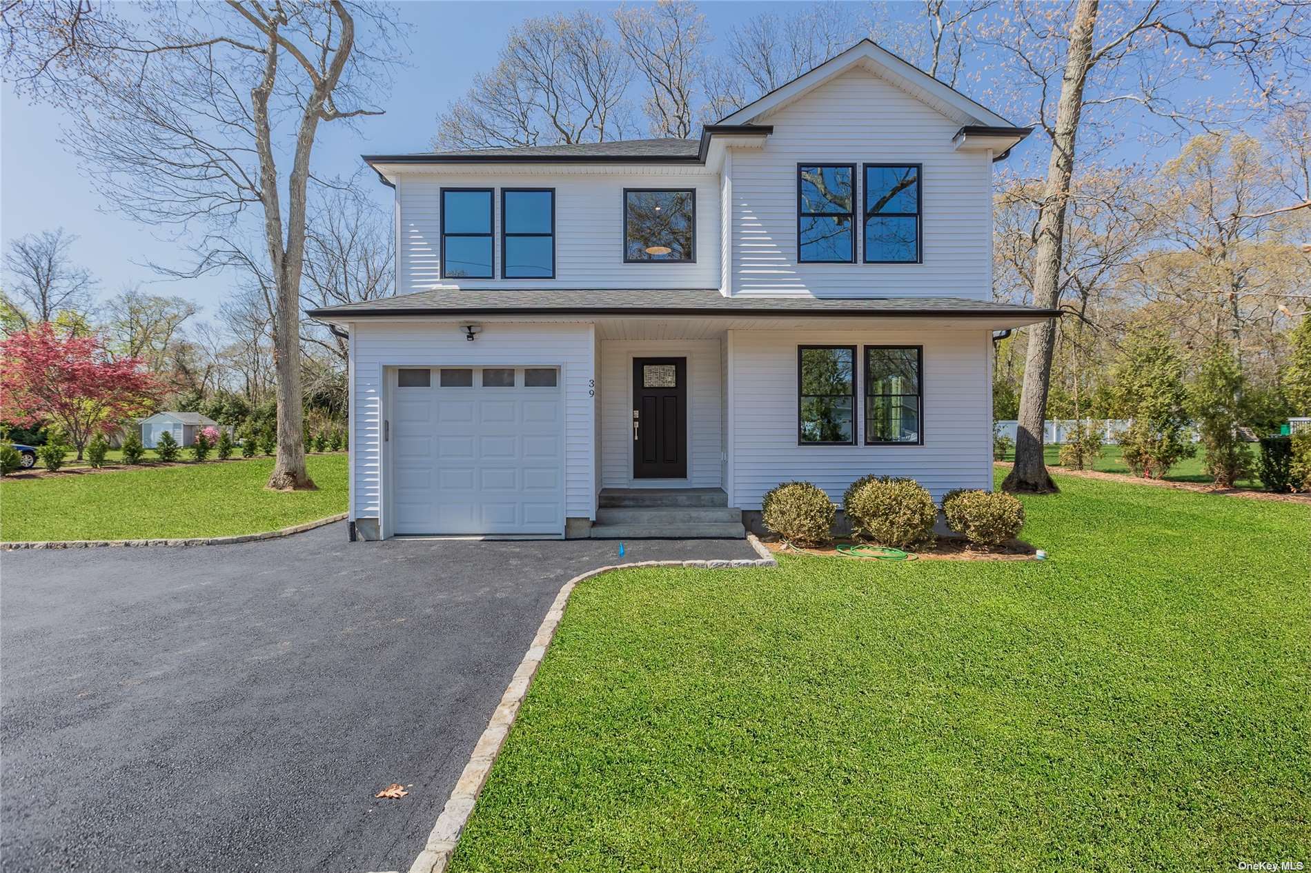 #1 photo, 39 Daly Drive, Riverhead , NY 11901