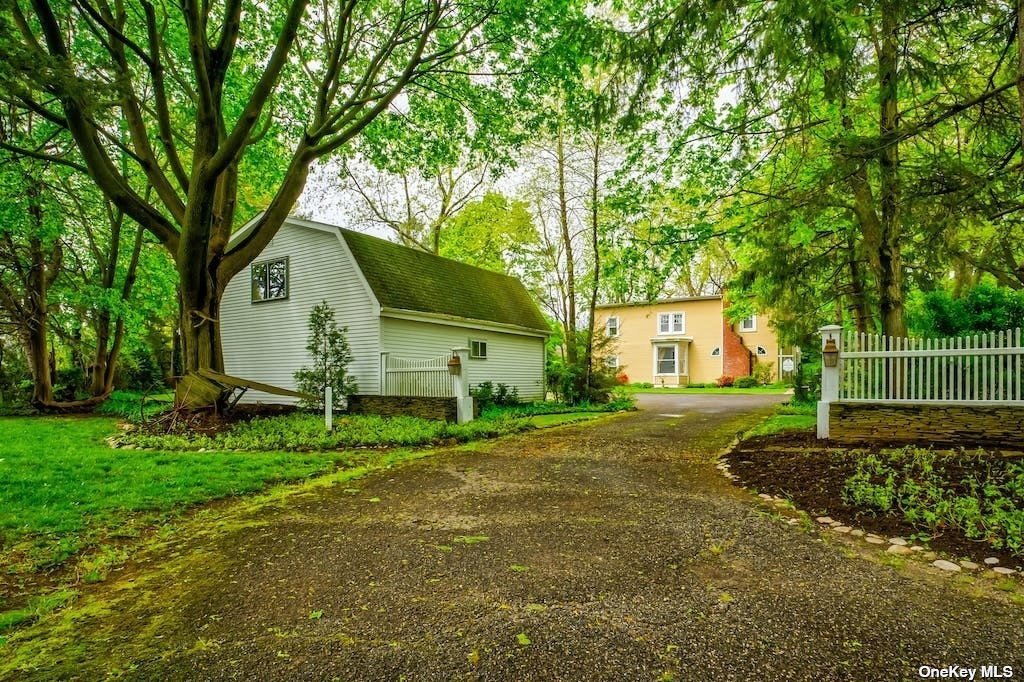 #1 photo, 462 Elwood Road, East Northport , NY 11731
