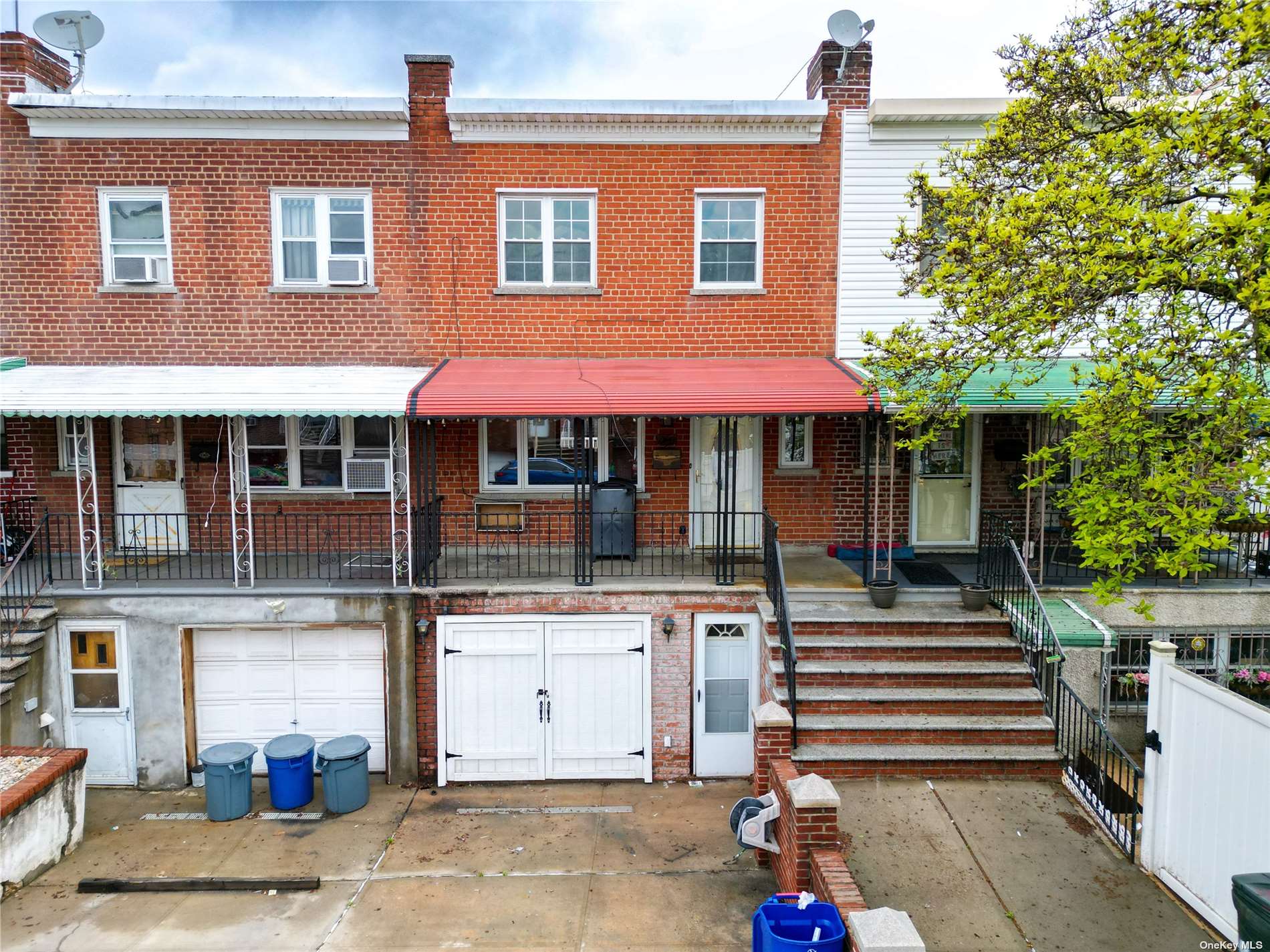 #1 photo, 906 Huntington Avenue, Bronx , NY 10465