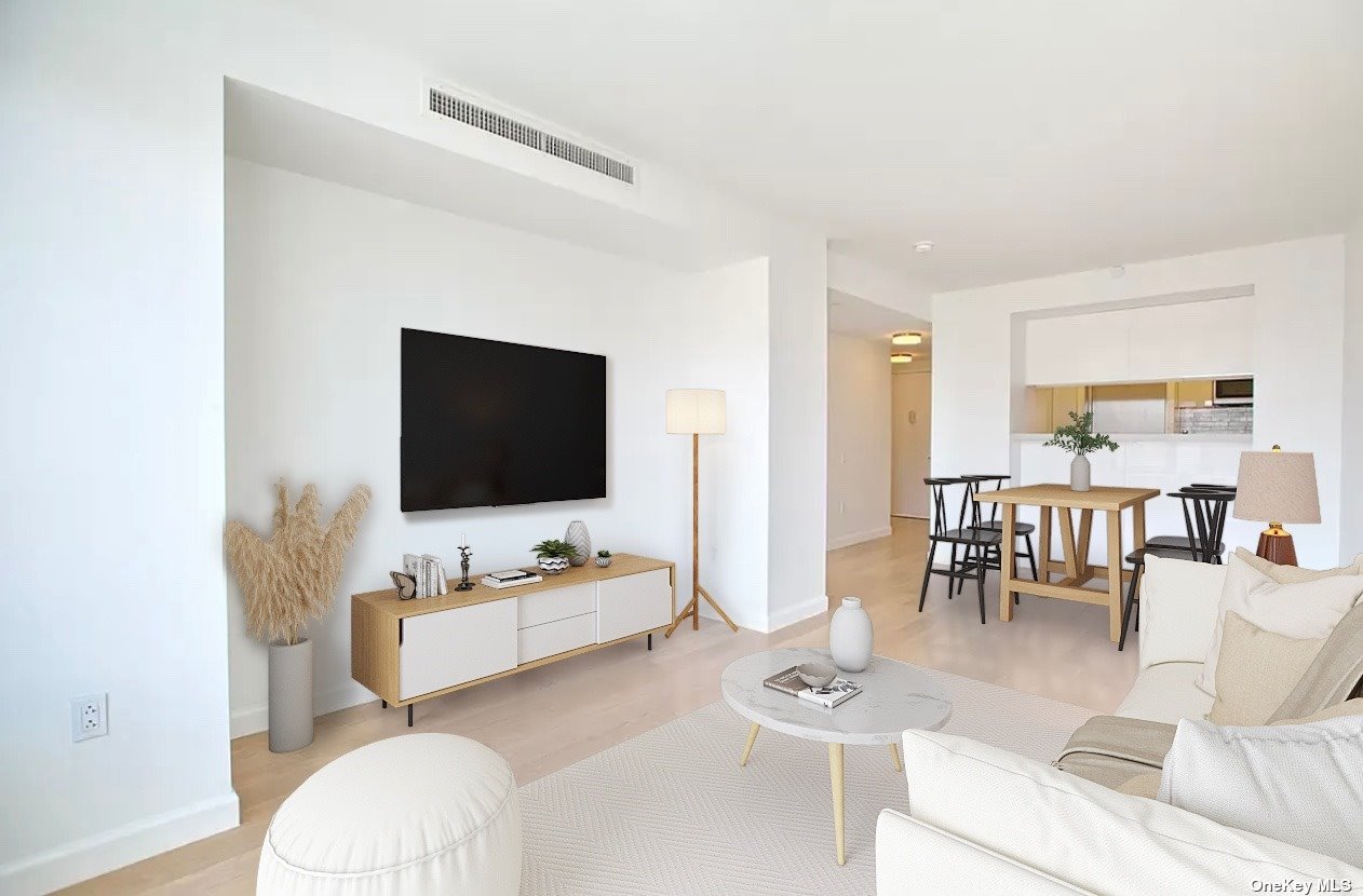 #1 photo, 138-35 39th Avenue, 法拉盛 Flushing , NY 11354