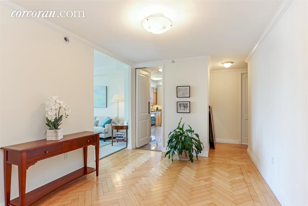 #1 photo, 188 E 78th Street, Upper East Side , NY 10075