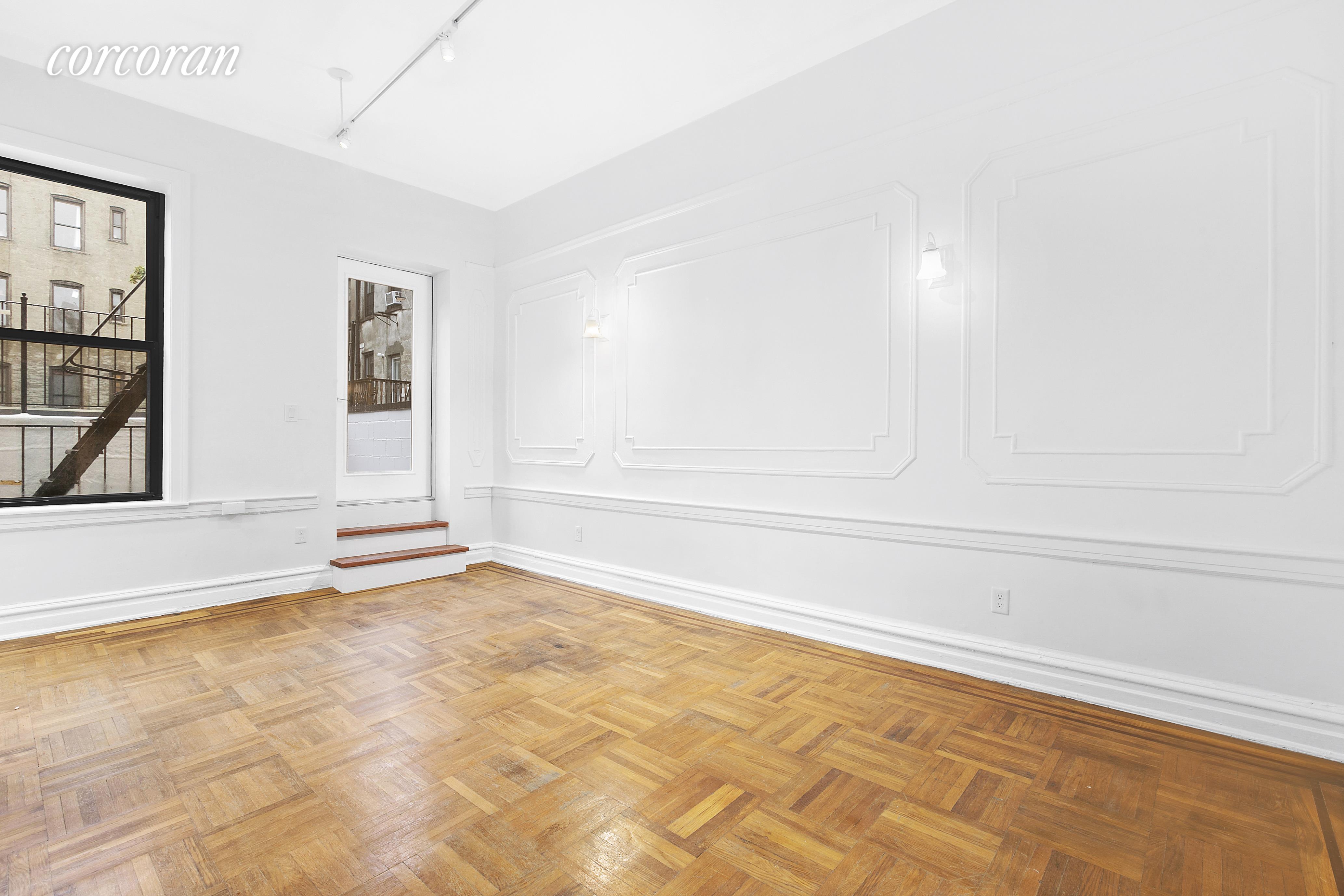 #1 photo, 305 Bedford Avenue, Williamsburg , NY 11211