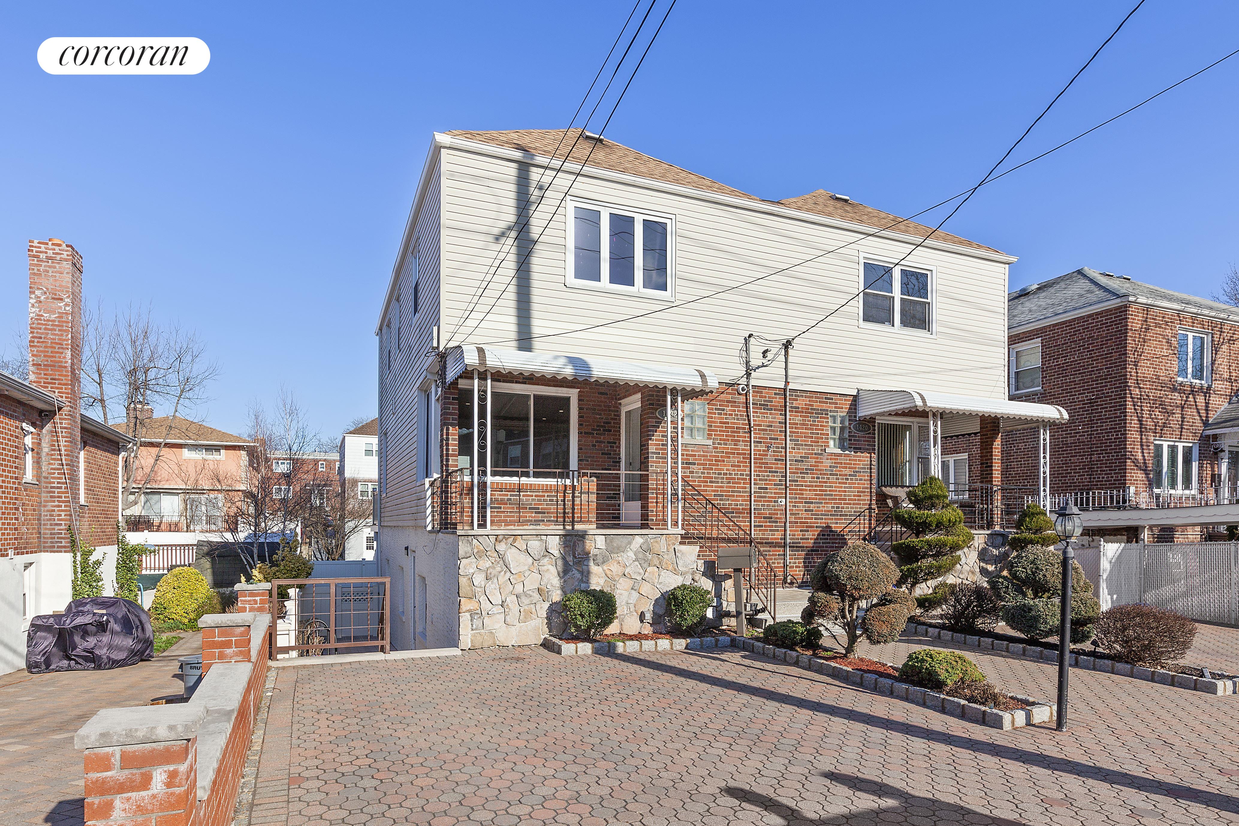 #1 photo, 1422 Stadium Avenue, Country Club , NY 10465