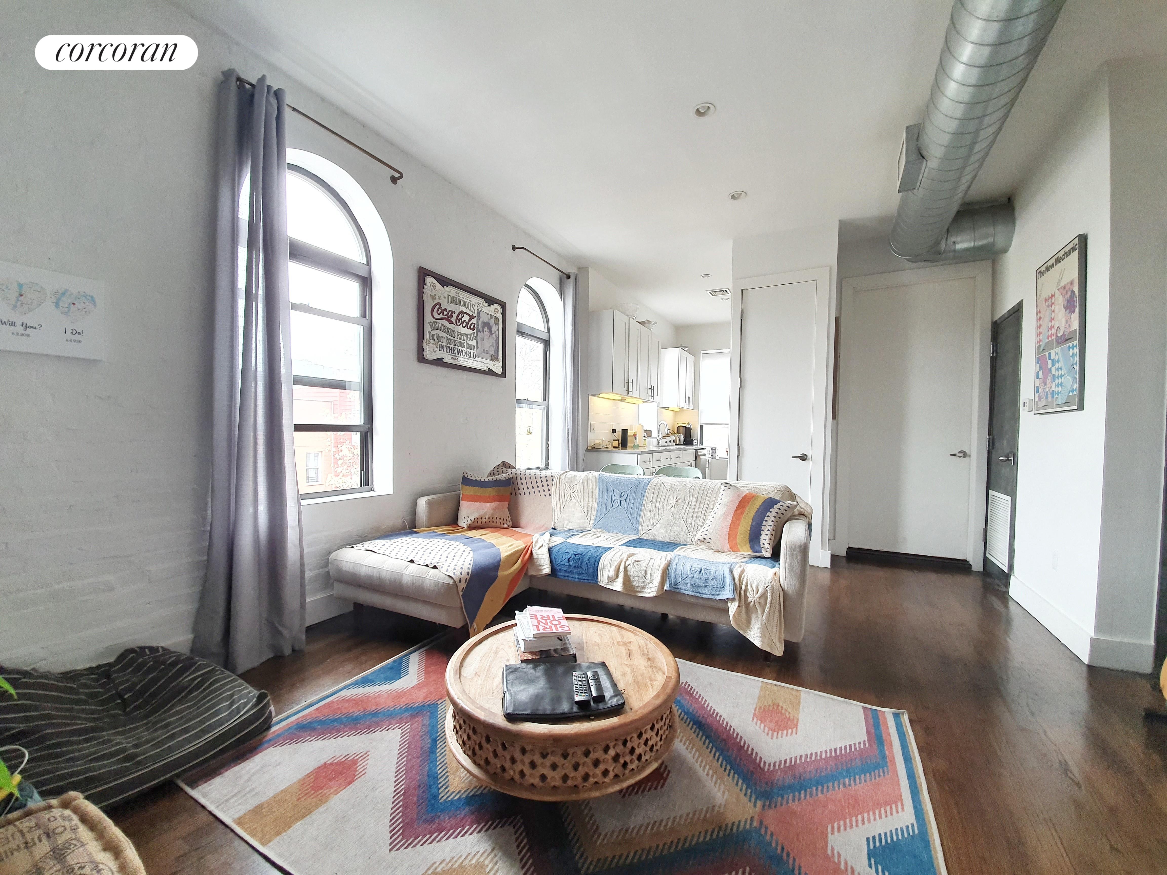 #1 photo, 18 Bedford Avenue, Greenpoint , NY 11222