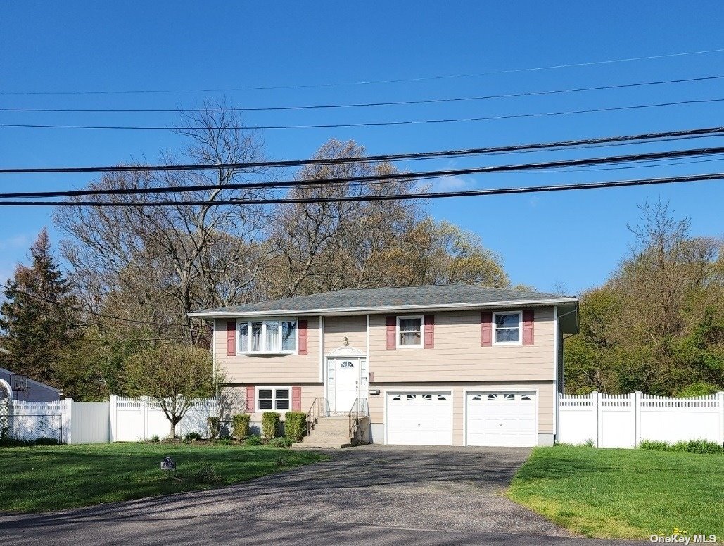 #1 photo, 1112 Patricia Avenue, 东长岛 西艾斯利普 West Islip , NY 11795