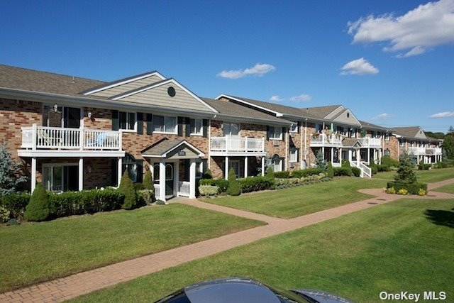 #1 photo, 222 Lakeland Avenue, 东长岛 Sayville , NY 11782