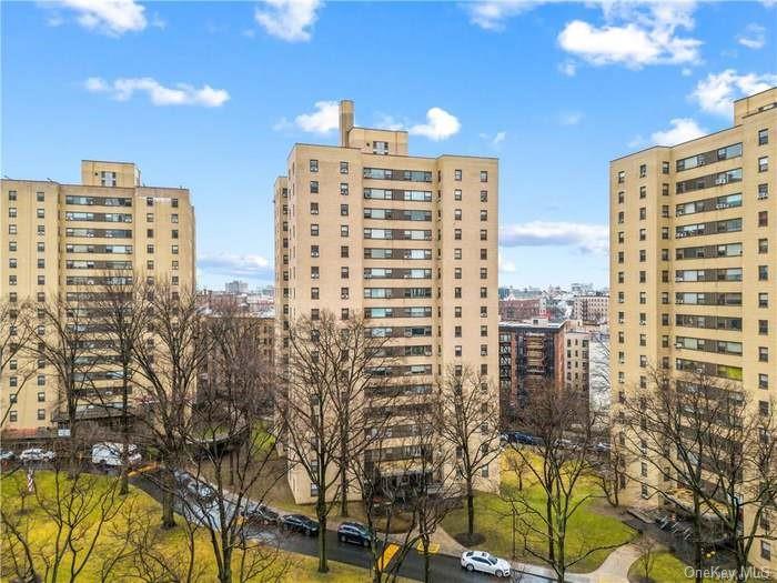 #1 photo, 7 Fordham Hill Oval, 布朗士 Bronx , NY 10468